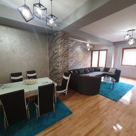 Apartman Nikolaj - Lovely 3 Room Apartment In The Center Of 奥赫里德 外观 照片